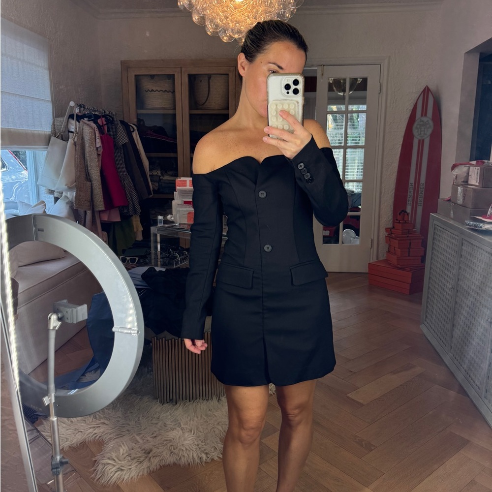 Black Off-Shoulder Long Sleeve Dress